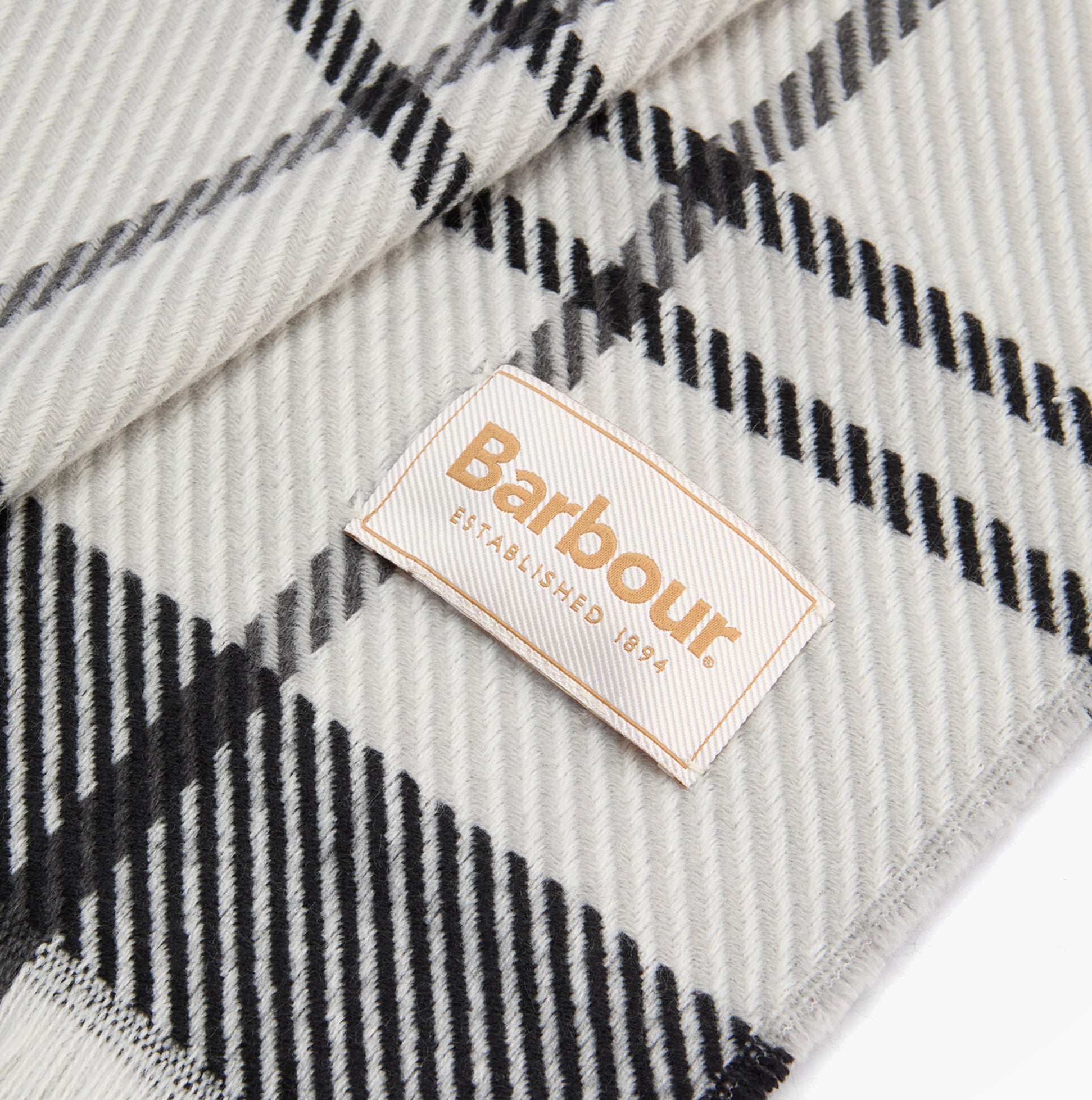 Barbour PENDLE BEANIE & BLAIR SCARF Gift Set Womens Monochrome detail view of the scarf tag.