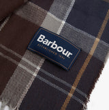 Barbour SWINTON BEANIE & GALINGALE SCARF Mens Gift Set Midnight Oak detail view of scarf label.
