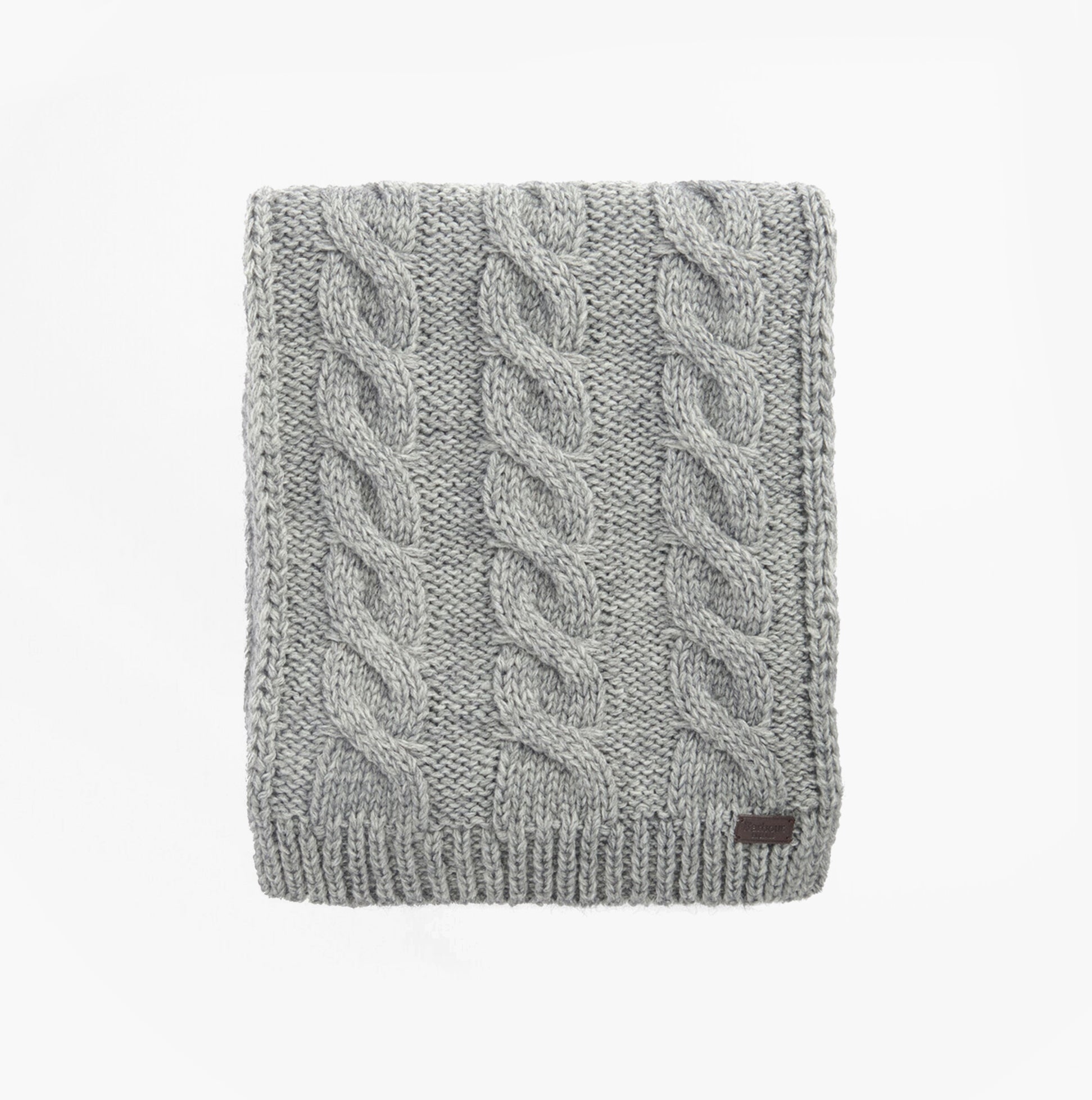 Barbour JESMOND BEANIE AND SCARF Gift Set Mens Mid Grey detail view of the knitted scarf.