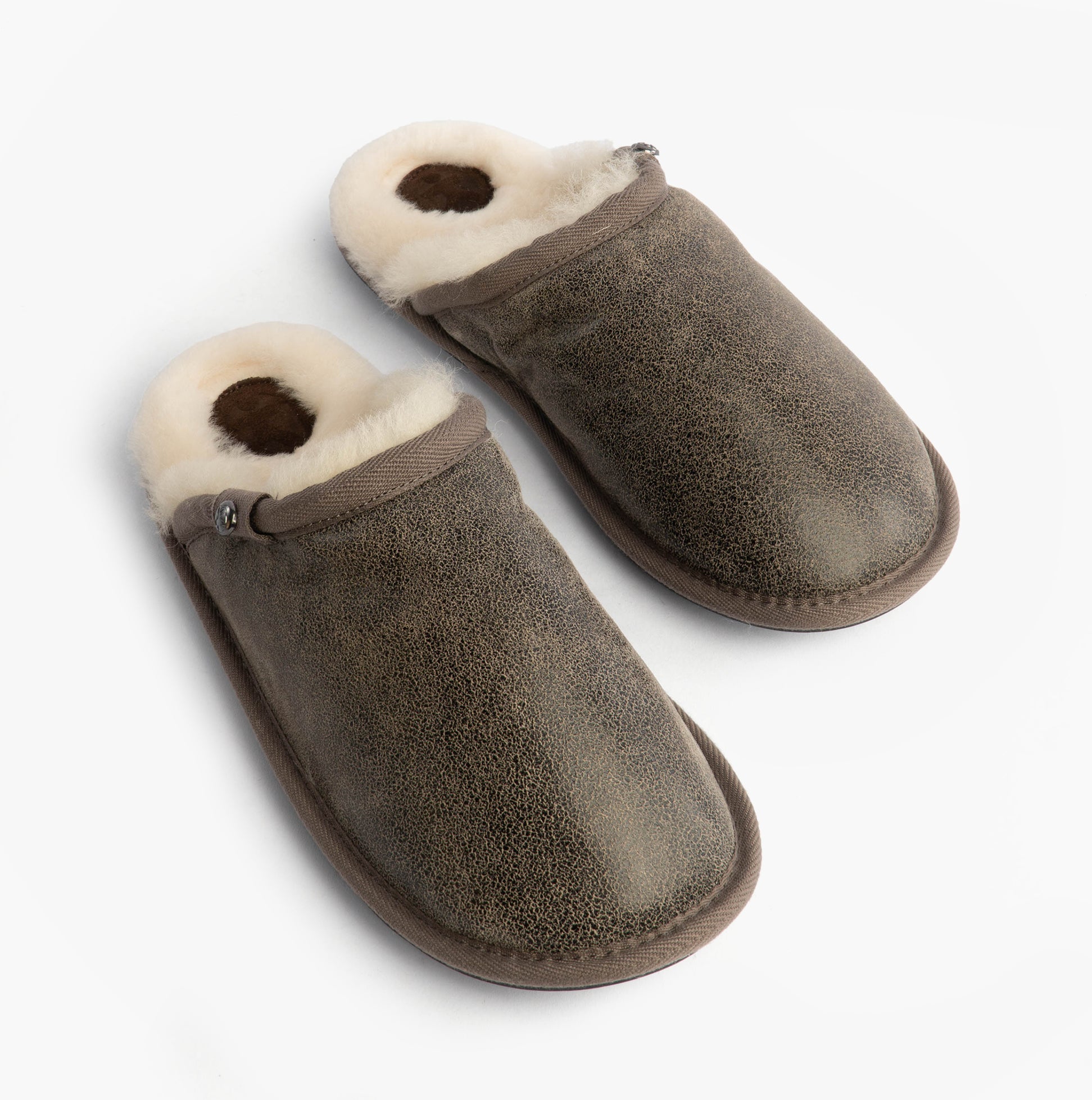 Bedroom Athletics KIEFER Mens Mules Slippers Distressed Tea