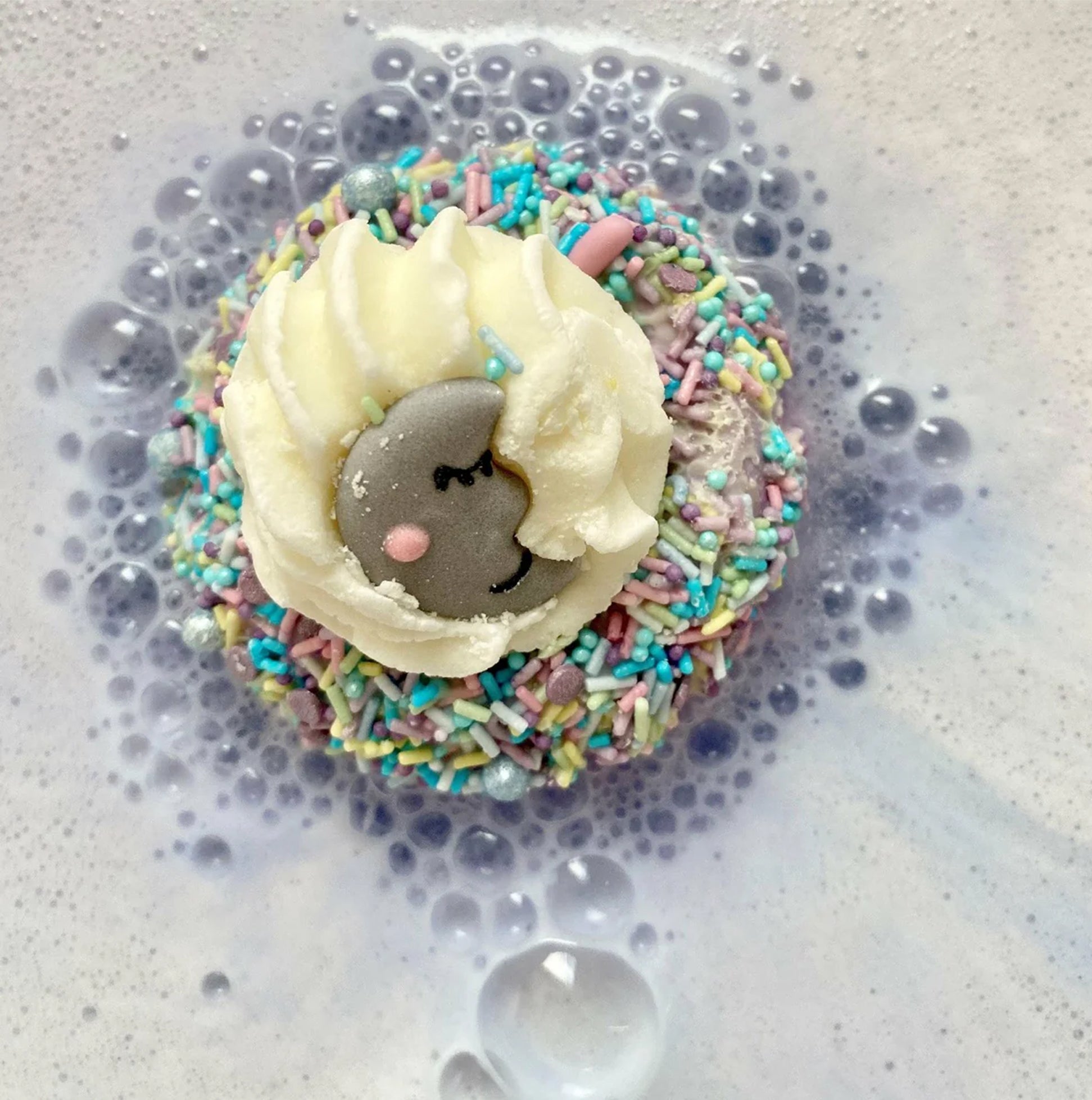 Bomb Cosmetics Love You To The Moon & Back Bath Blaster