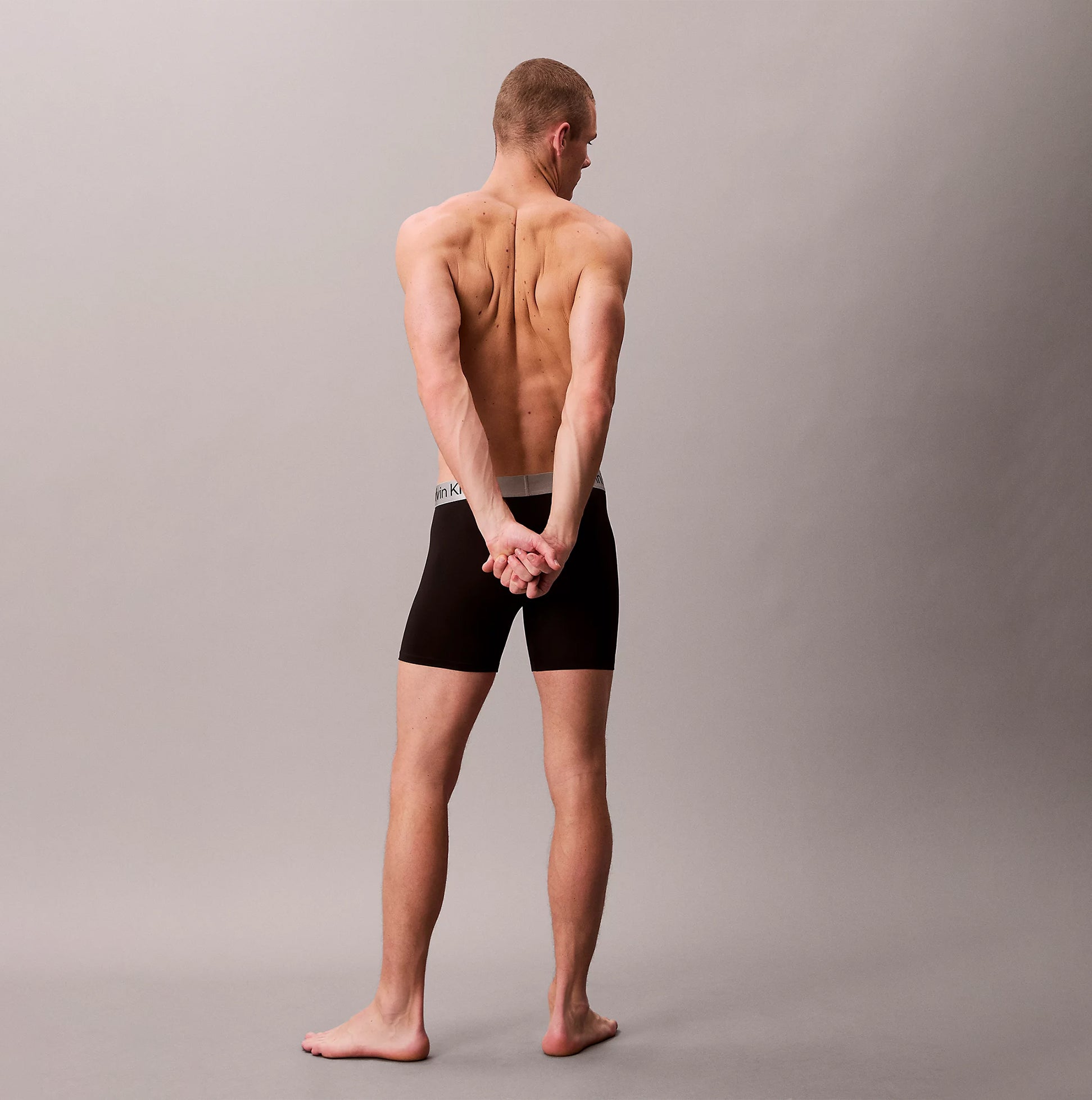 Calvin Klein LV00NB4124 BOXER BRIEF 3 PACK Mens Low Rise Trunks Multicoloured, back view on model