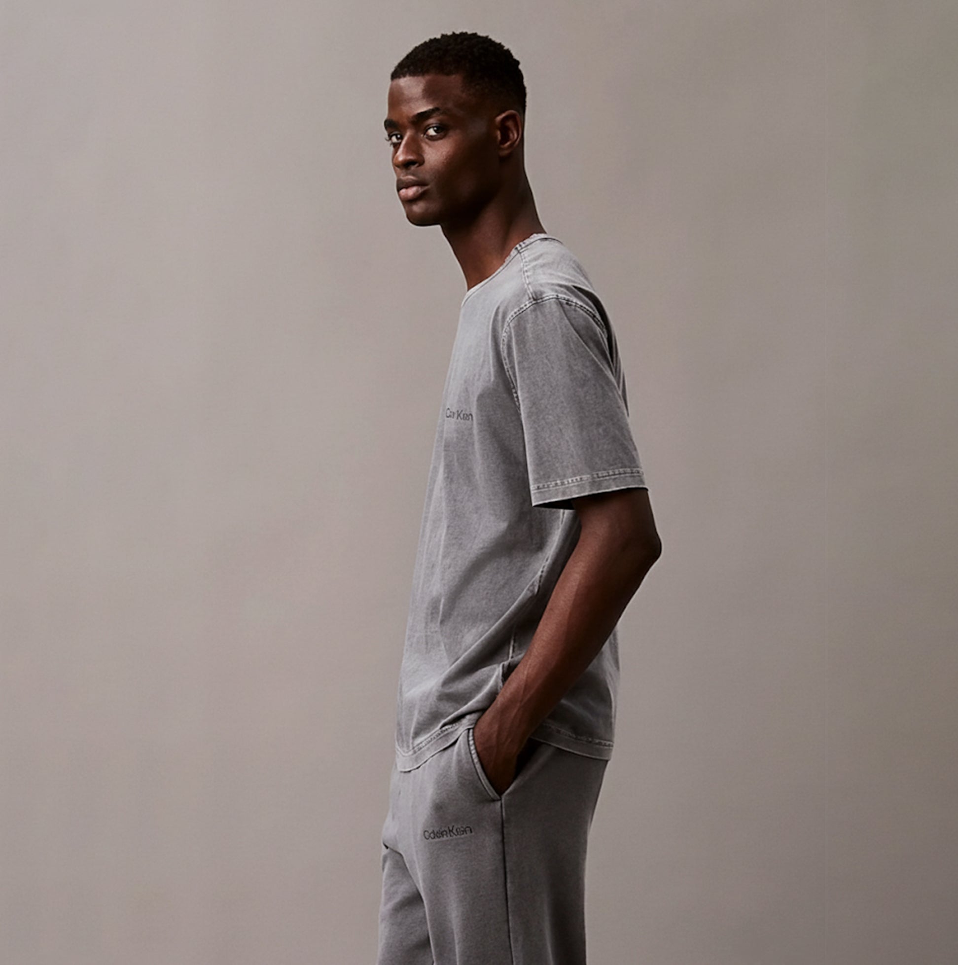 Calvin Klein 100% COTTON Mens Lounge T-Shirt Forged Iron