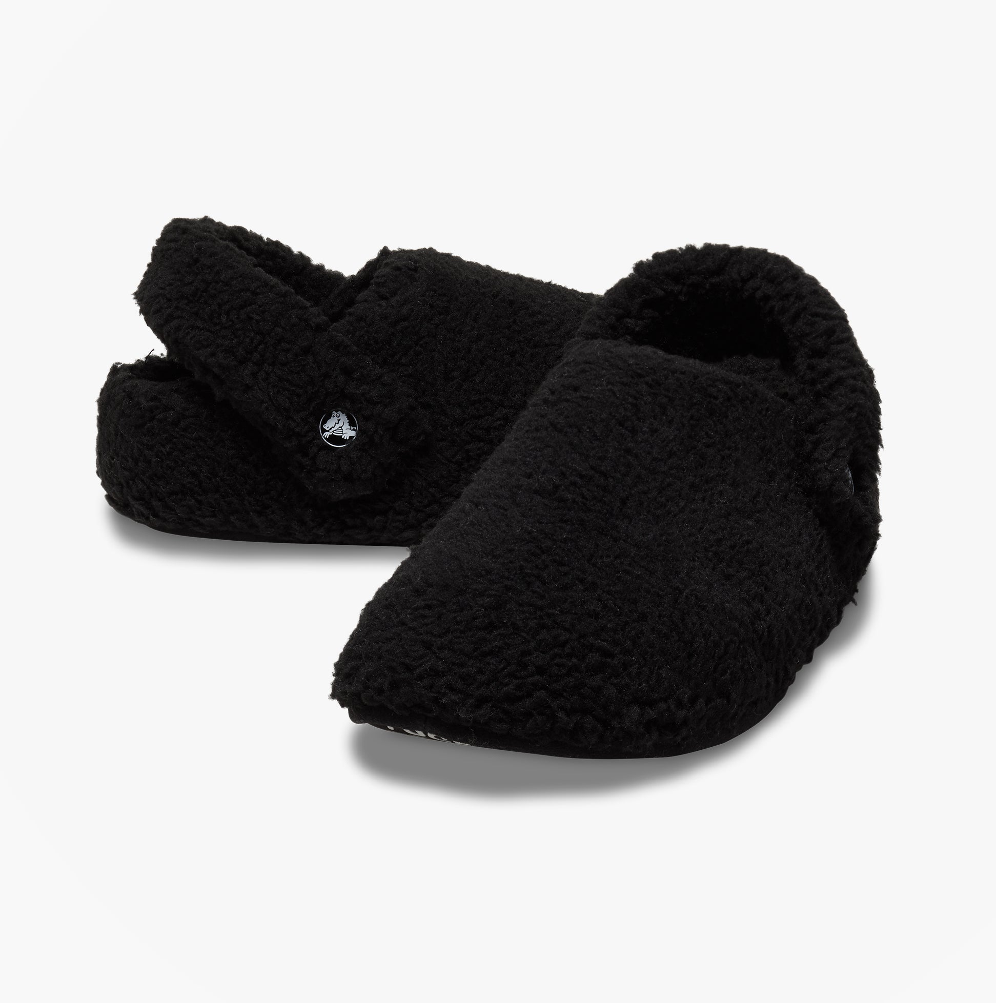 Crocs CLASSIC COZZZY Unisex Slippers Black side view showing faux fur upper and slingback fastening.
