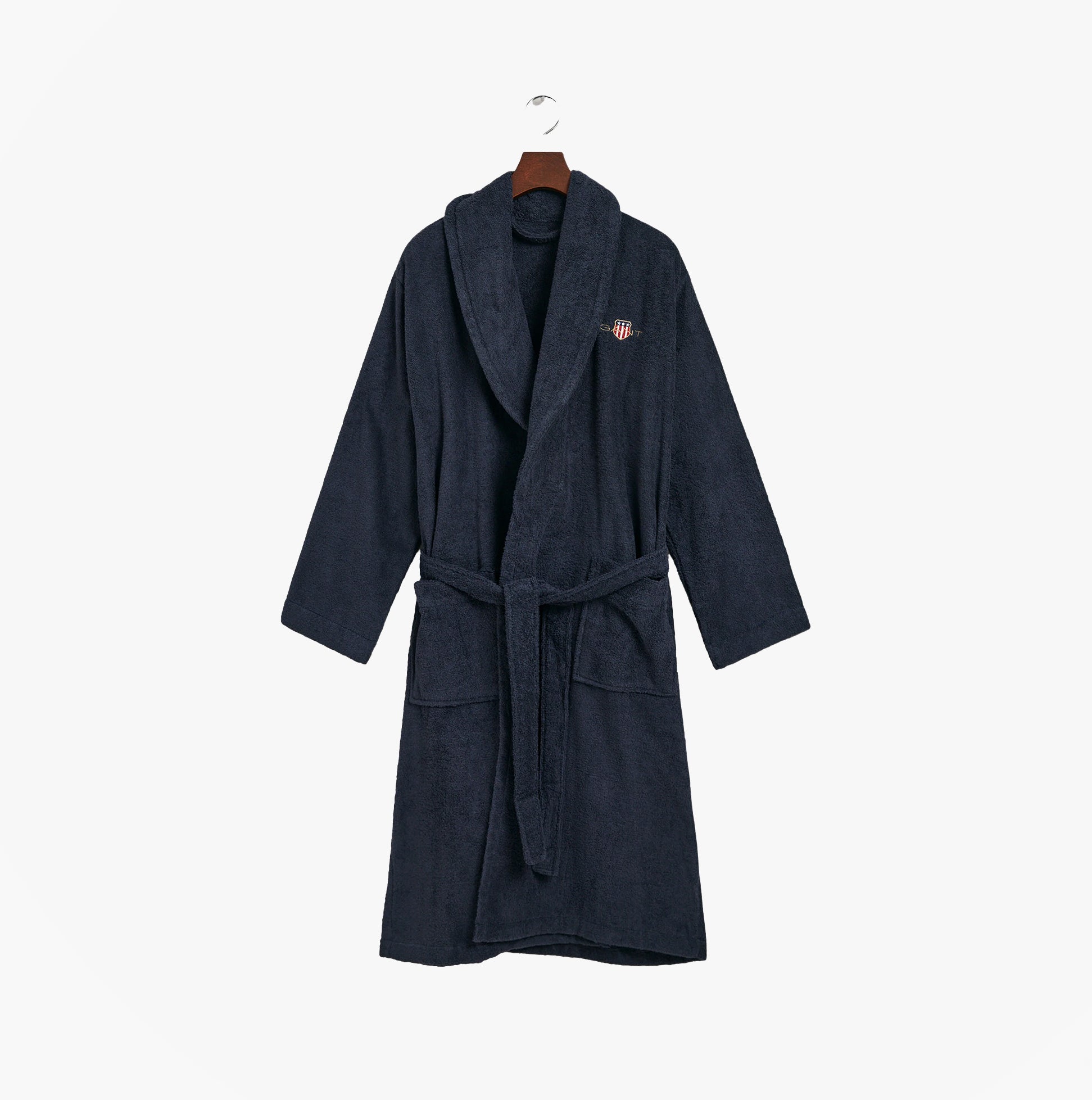 GANT ARCHIVE SHIELD TERRY Bathrobe Evening Blue front view featuring relaxed unisex fit, waist belt, and embroidered graphic.