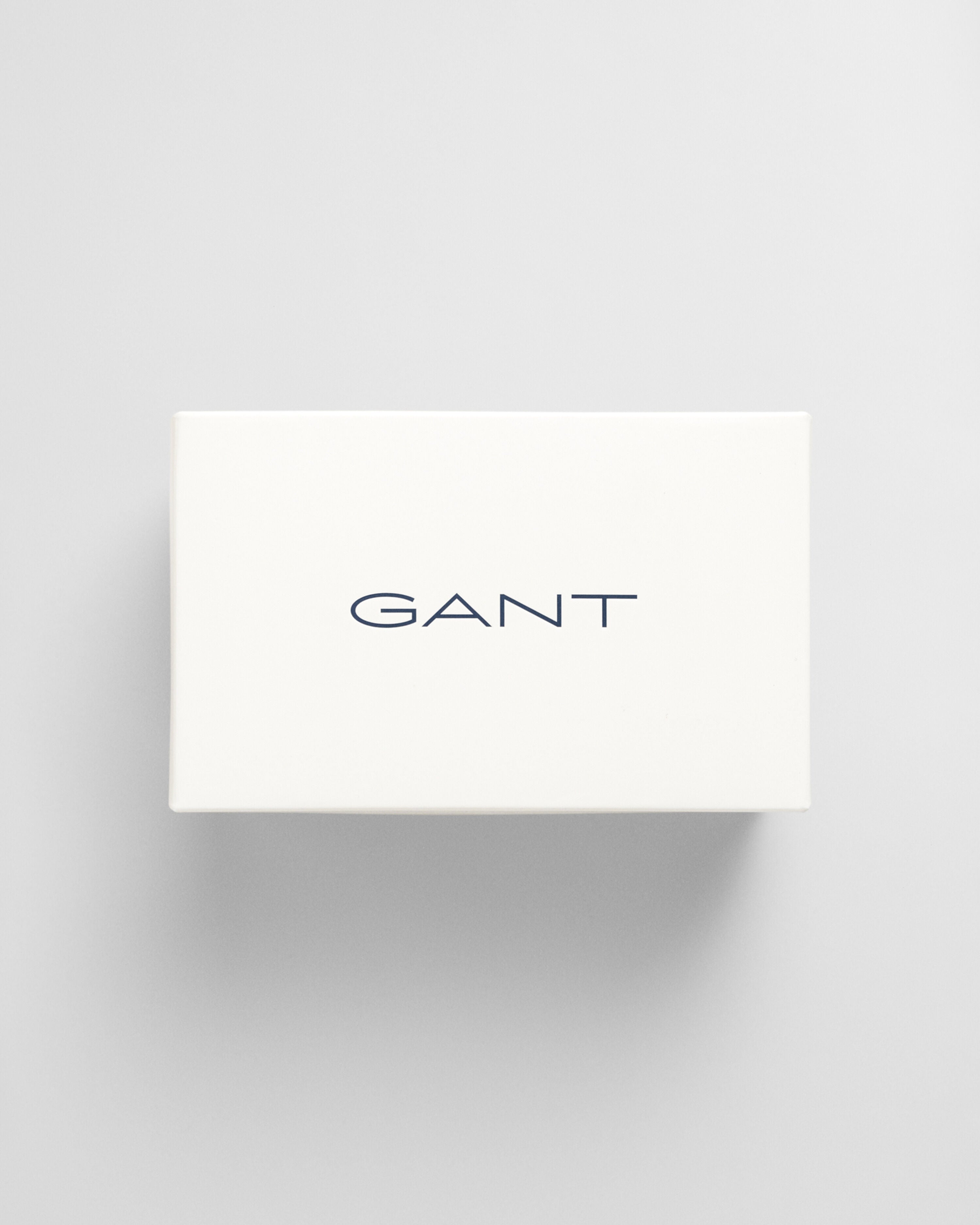 GANT SHIELD TIE STRIPE SOCKS 3-Pack Mens Tartan Green gift box top view with GANT branding.