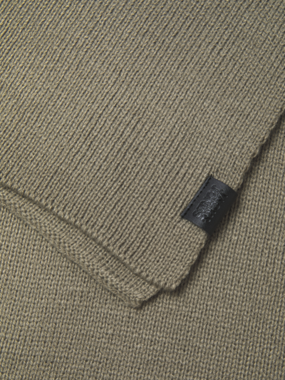 Jack & Jones JOLLY KNIT Mens Scarf & Beanie Giftset Overland Trek detail view of scarf texture and label.