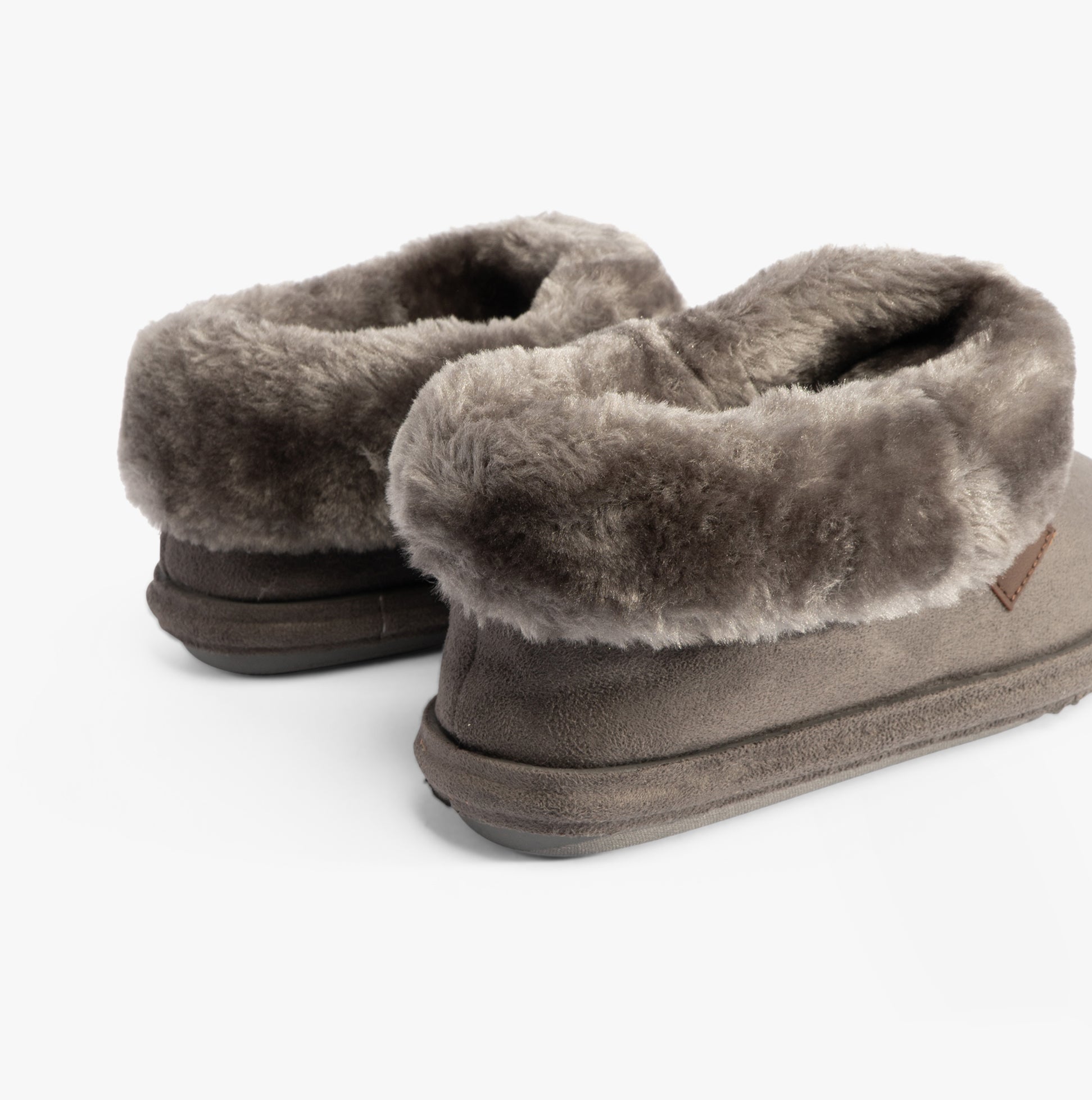 Jo & Joe CHILTERN Womens Slippers Charcoal rear view, showcasing soft faux fur lining and comfortable slip-on design.