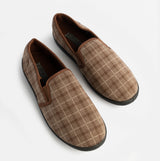 Jo & Joe GORDON Mens Full Slippers Checkered Brown top view featuring fabric upper and memory foam insole.