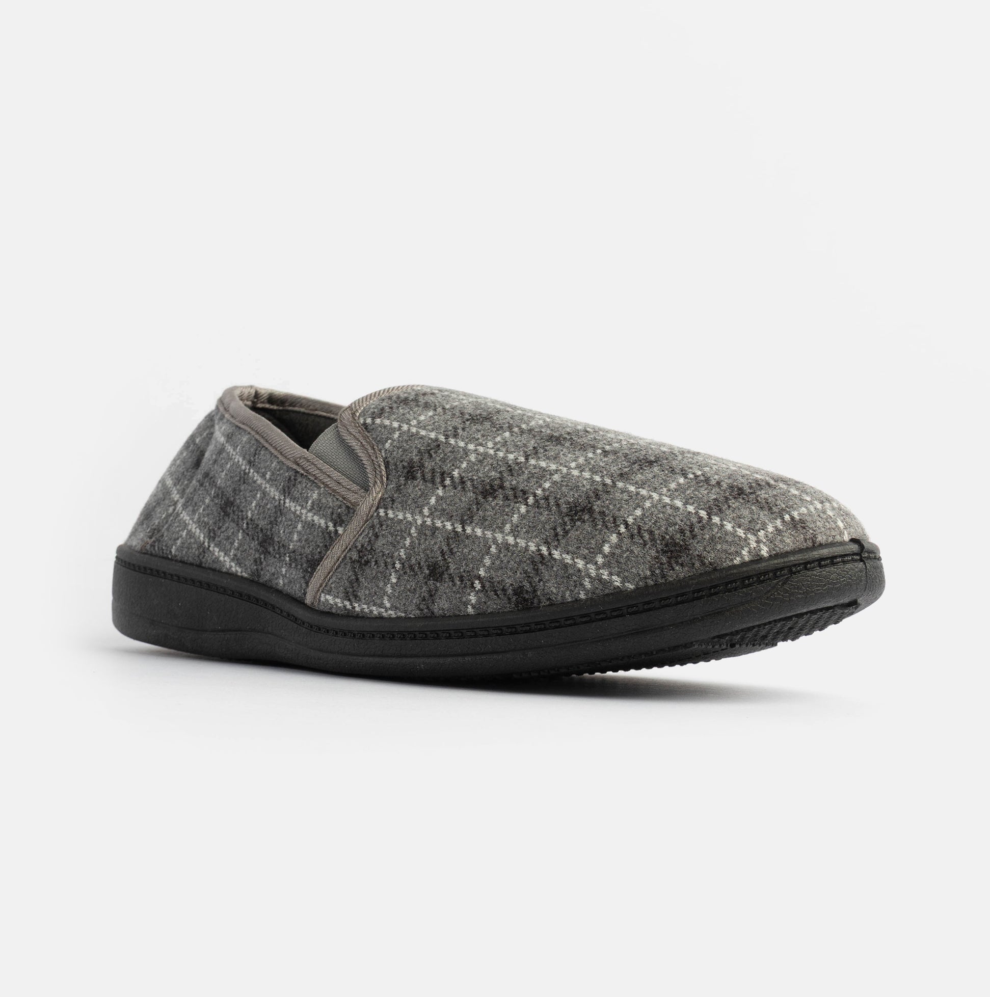 Jo & Joe GORDON Mens Full Slippers Checkered Grey side view of slipper with fabric upper and round toe shape.