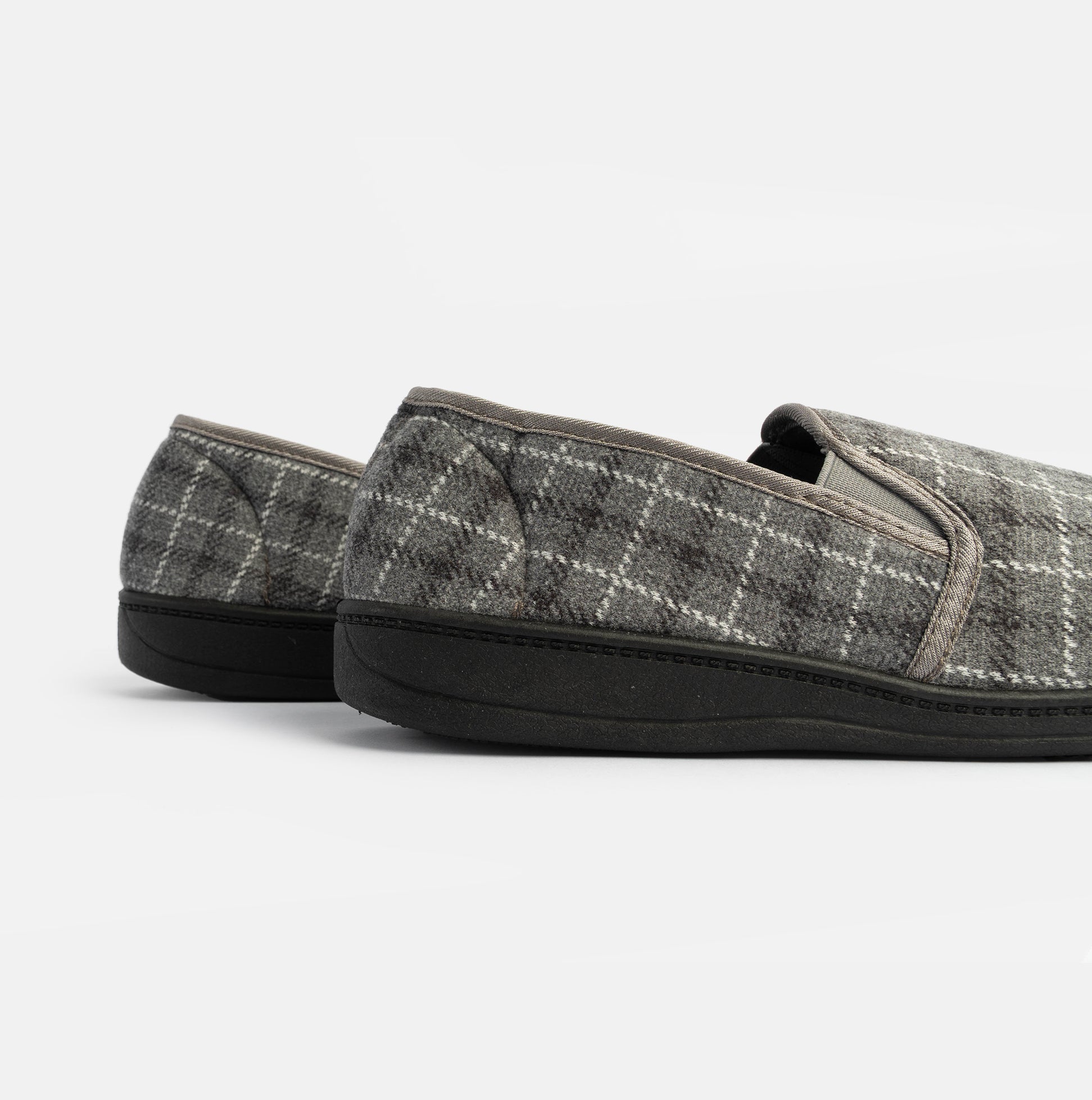 Jo & Joe GORDON Mens Full Slippers Checkered Grey side view showing fabric upper and TPR sole.