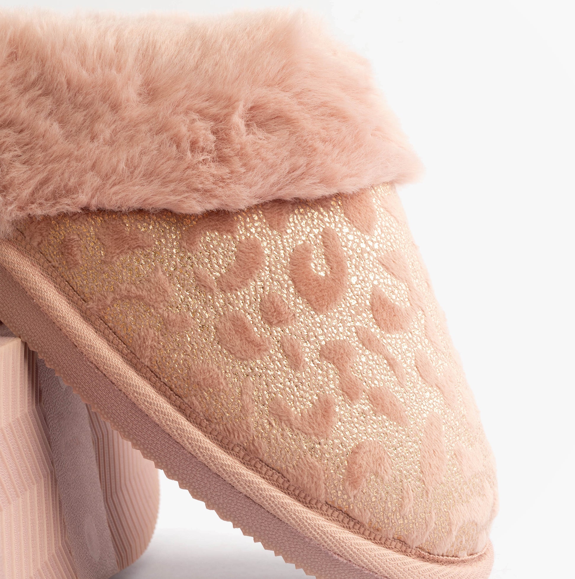 Jo & Joe LYLA Womens Mule Slippers Pink detail view of soft pink slipper with faux fur trim and leopard print.