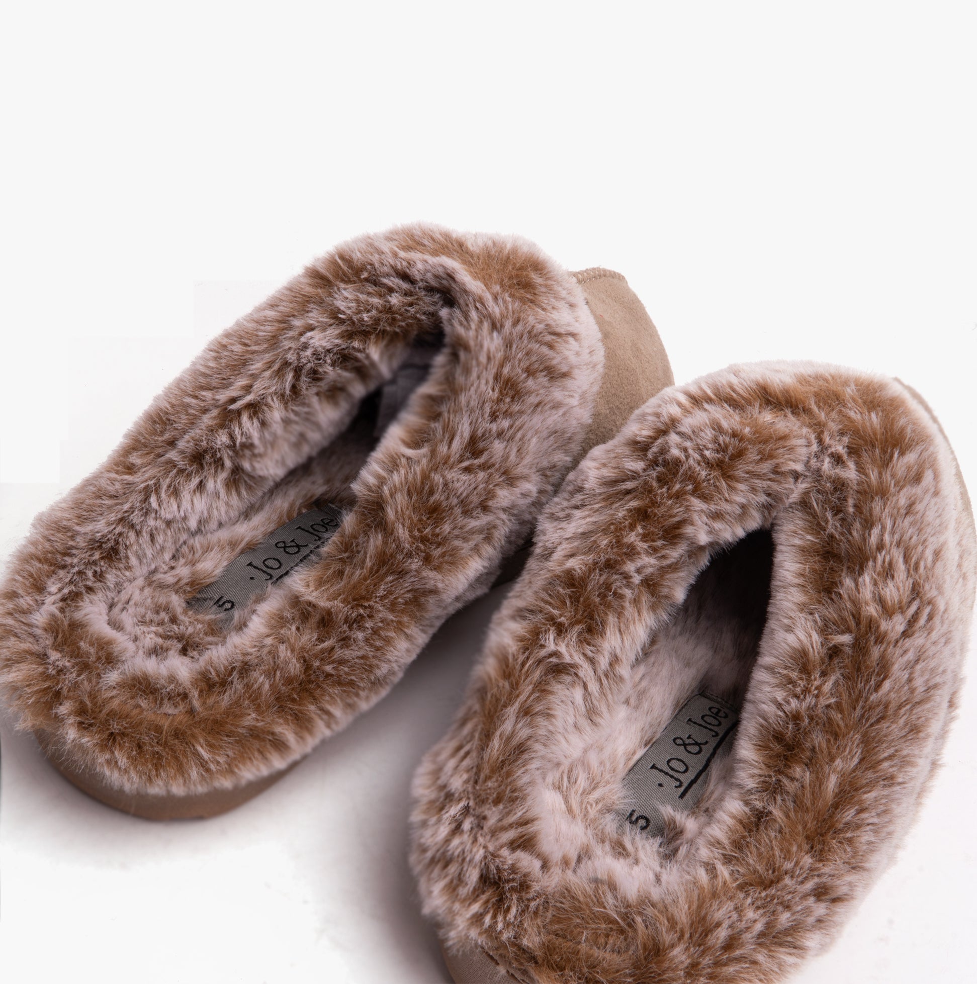 Jo & Joe SPLENDOUR Womens Slippers Sand top view showcasing soft faux fur lining and slip-on design.