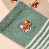 Joules EVERYDAY Womens Socks Khaki/Stone detail view showcasing fox embroidery on green sock.