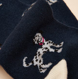 Joules EVERYDAY Womens Socks Navy/Oatmeal detail view featuring playful dog design on a navy background.