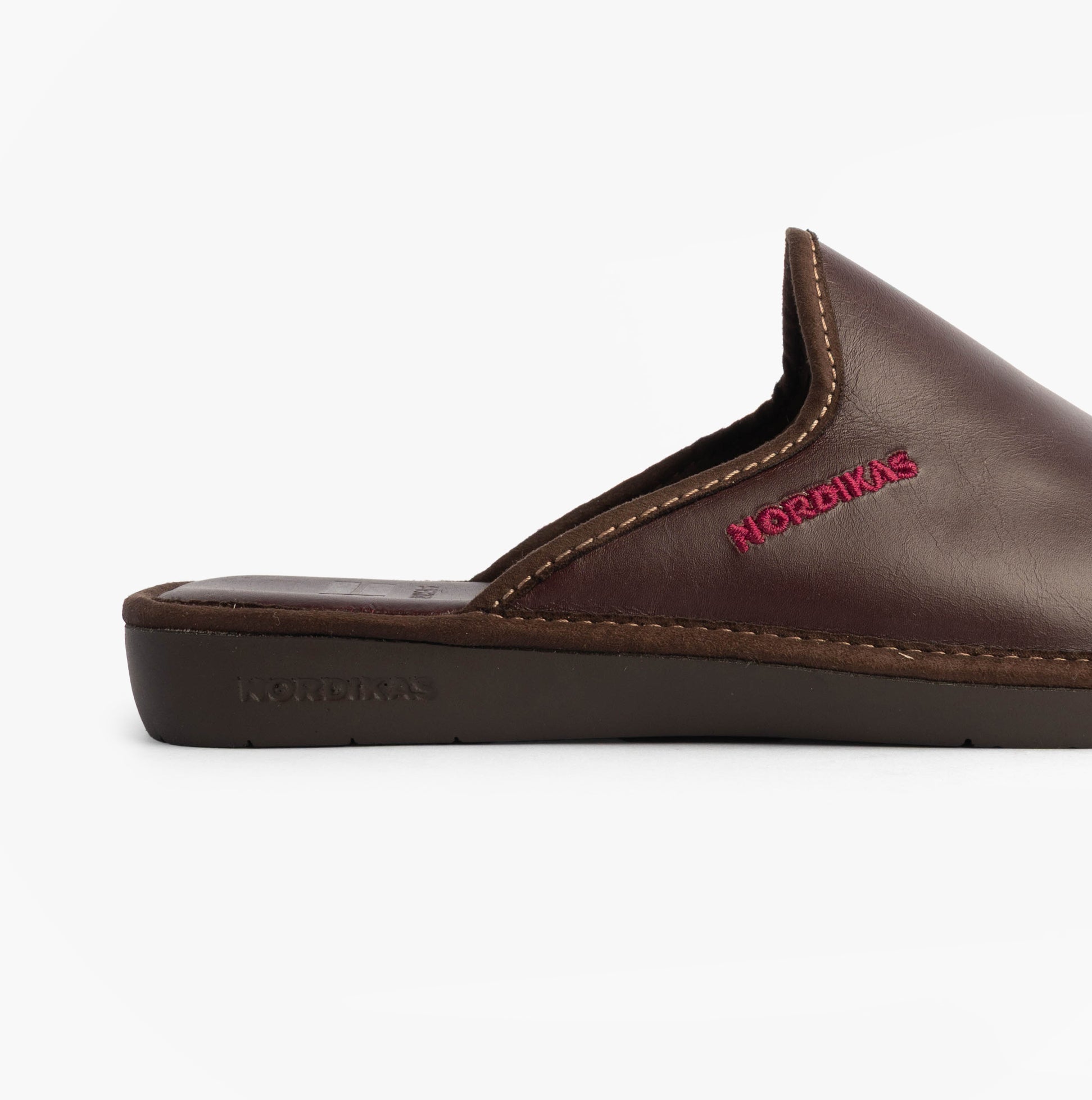 Nordikas 131 Mens Leather Mule Slippers Bordo side view with premium leather and low heel design.