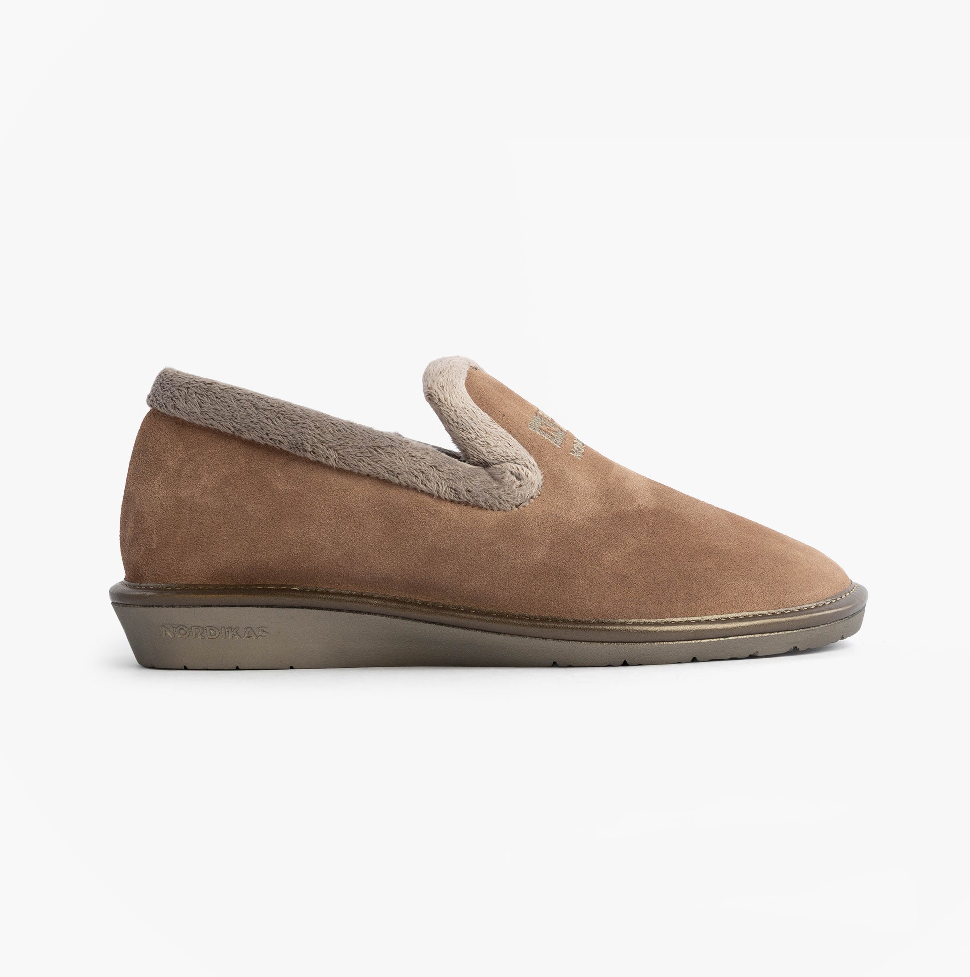 Nordikas 305 Womens Suede Full Slippers Piedra side view in brown suede with faux fur lining and rubber sole.