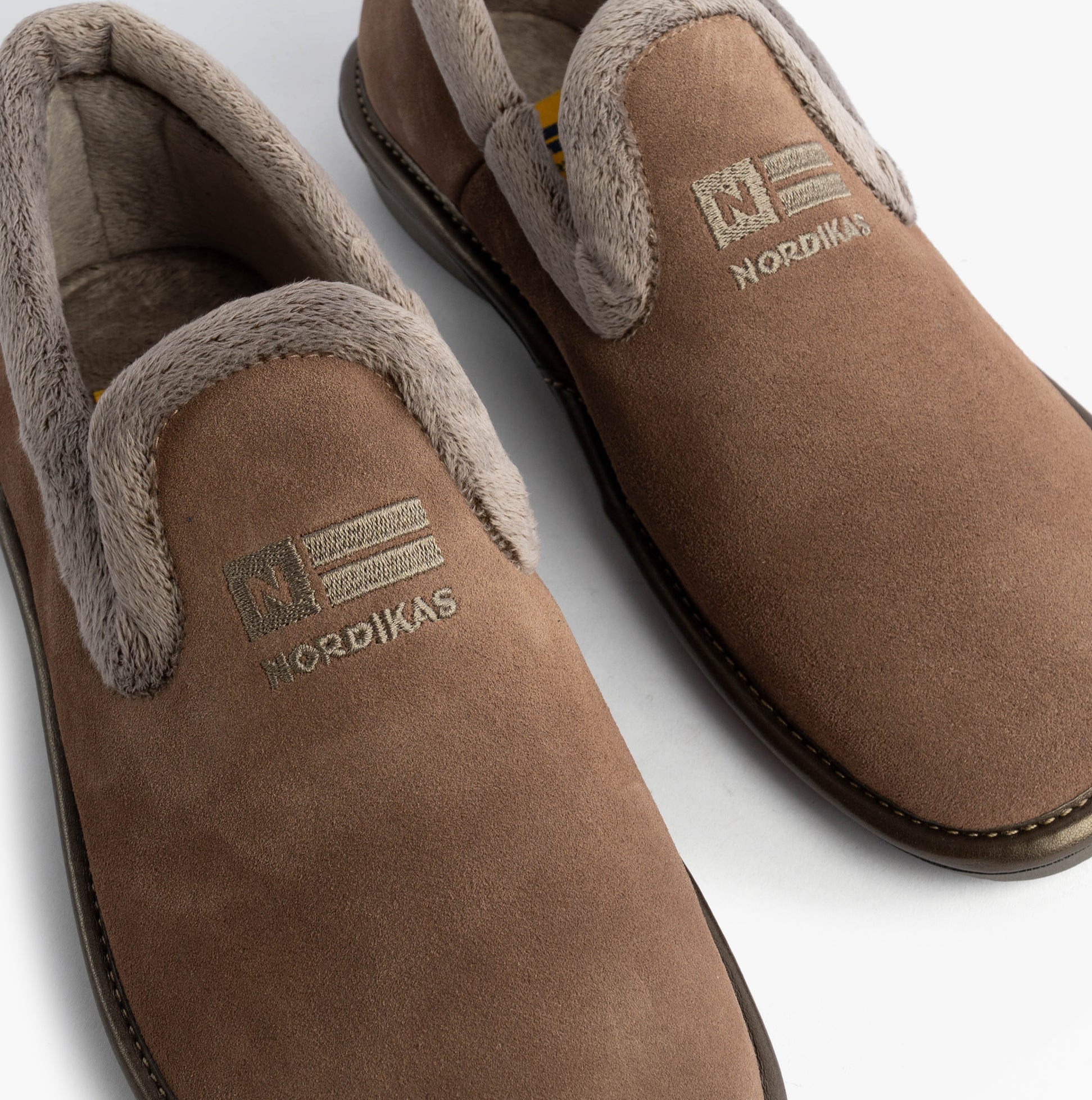 Nordikas 305 Womens Suede Full Slippers Piedra front view, featuring soft faux fur lining and a slip-on design.