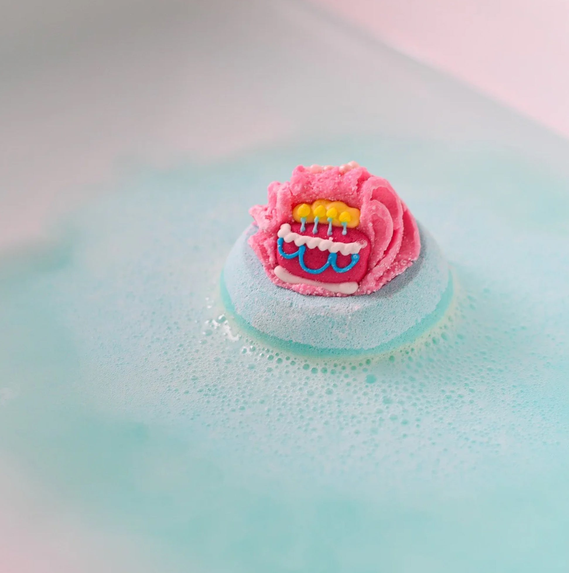 Bomb Cosmetics Happy Bath-Day Bath Bombs n/a