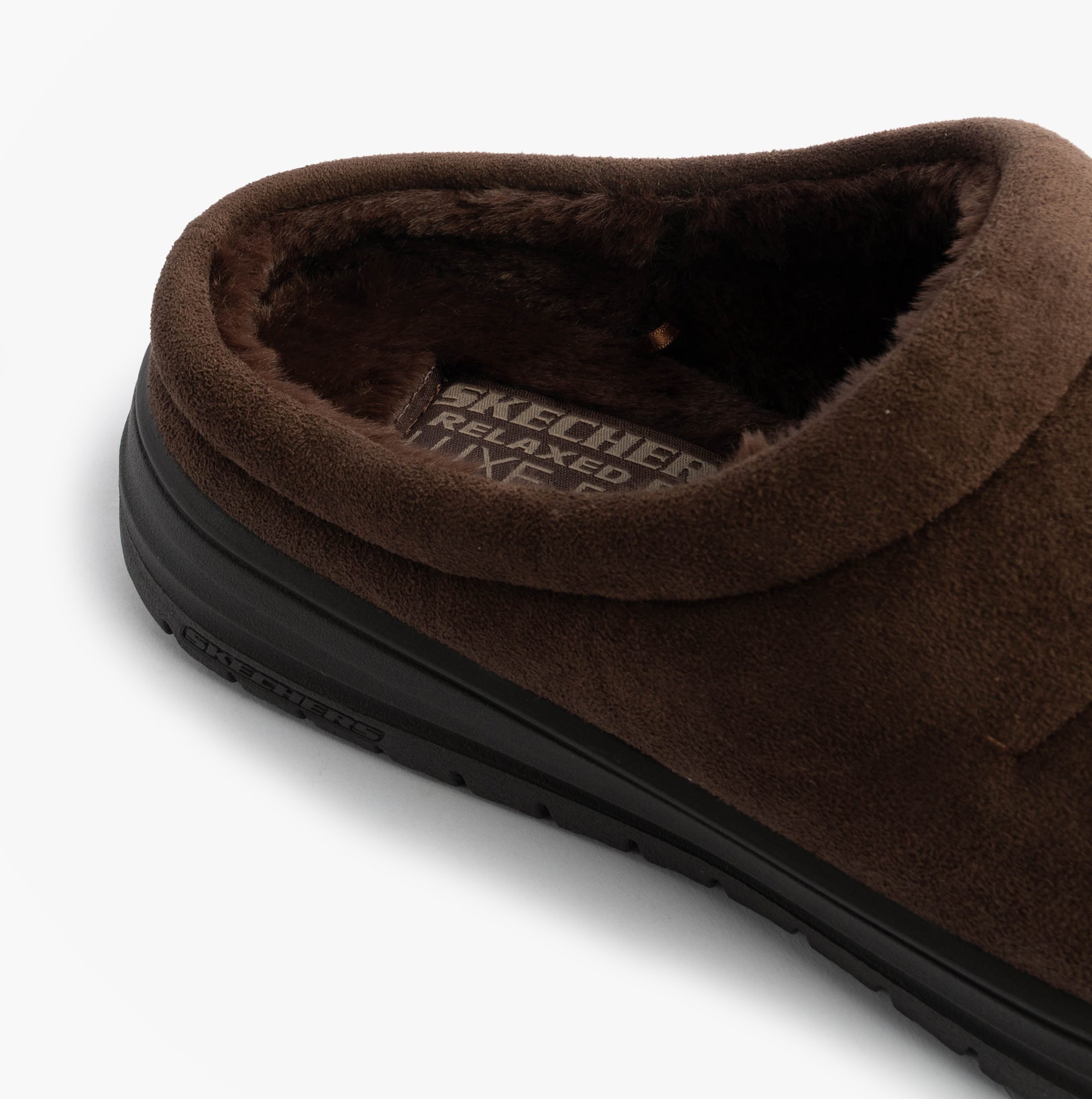 Skechers 204636/CHOC MURETTE - GARVANZA Mens Slippers Chocolate close-up view of the plush interior and relaxed fit.