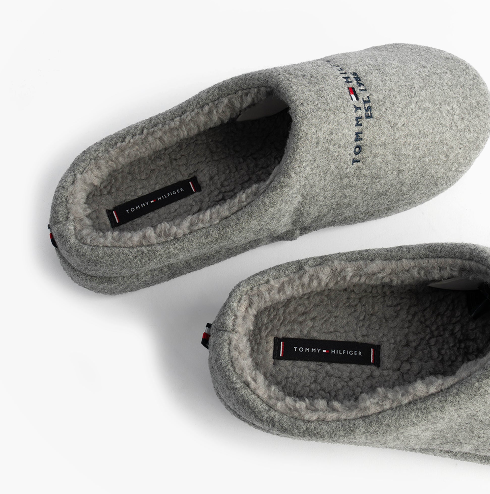 Tommy Hilfiger HILFIGER FELT HOUSE Mens House Slippers Universal Grey top view with soft lining and brand labels