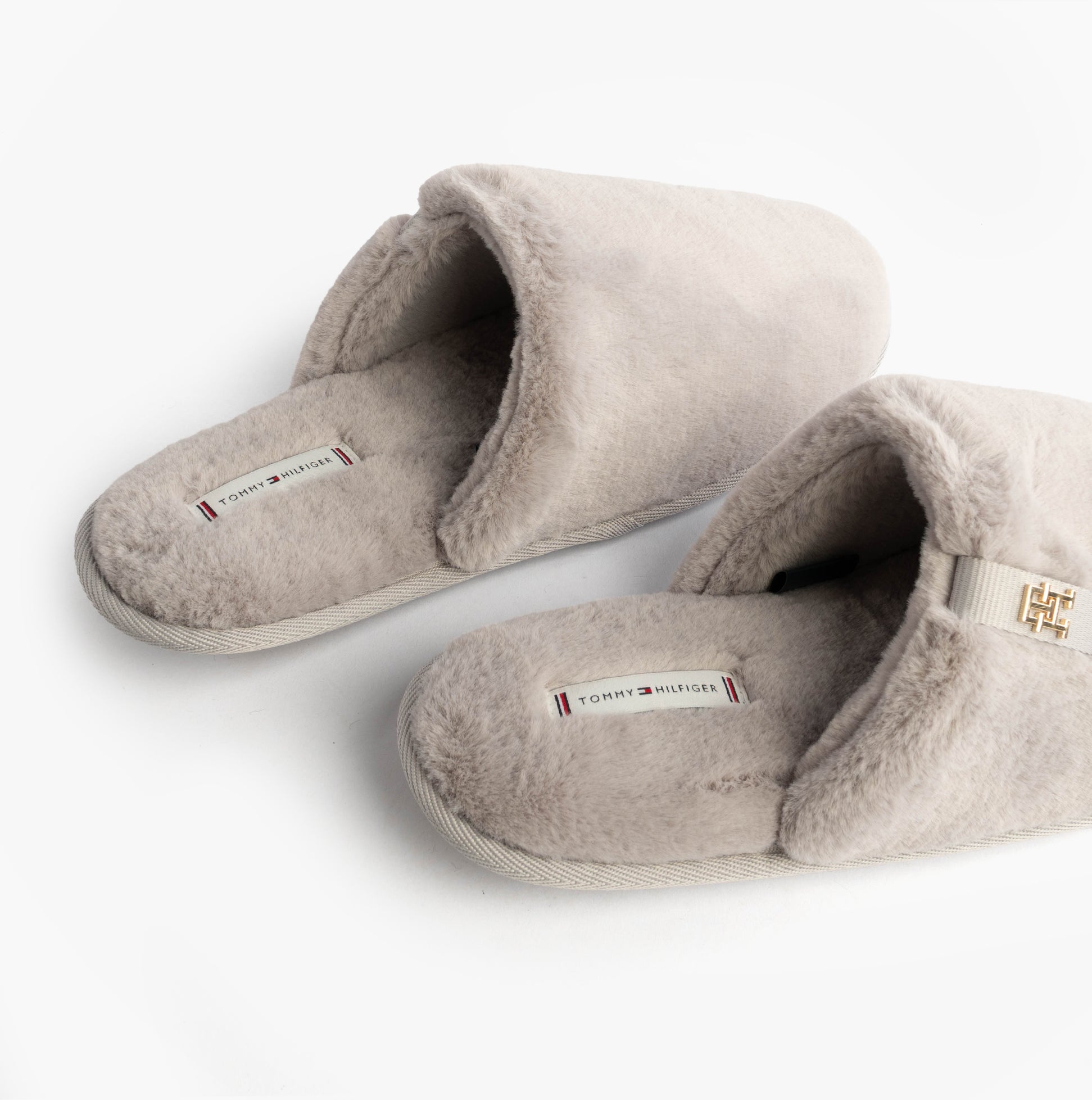 Tommy Hilfiger TH FAUX FUR HOUSE SH Womens Slippers Lilac Dusk side view showing soft faux fur and slip-on design.