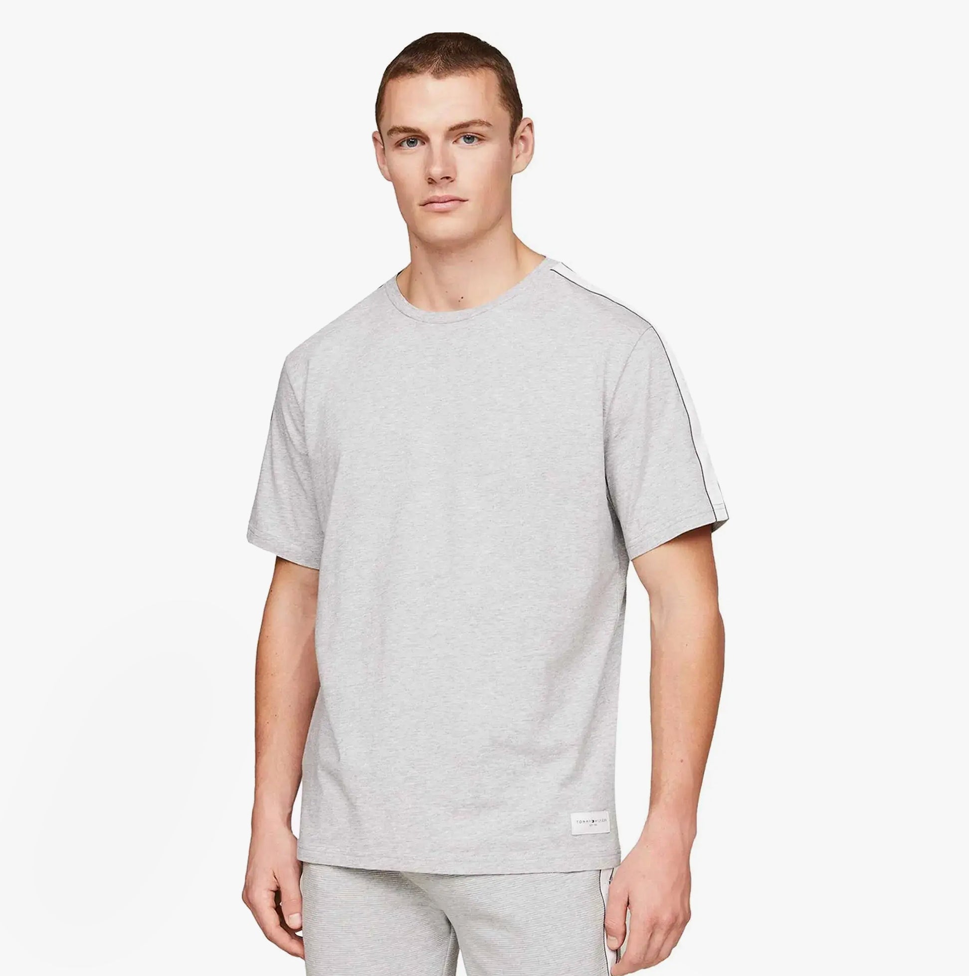 Tommy Hilfiger TEE LOGO Mens Light Grey Ht front view featuring crew neck and logo tape detail.
