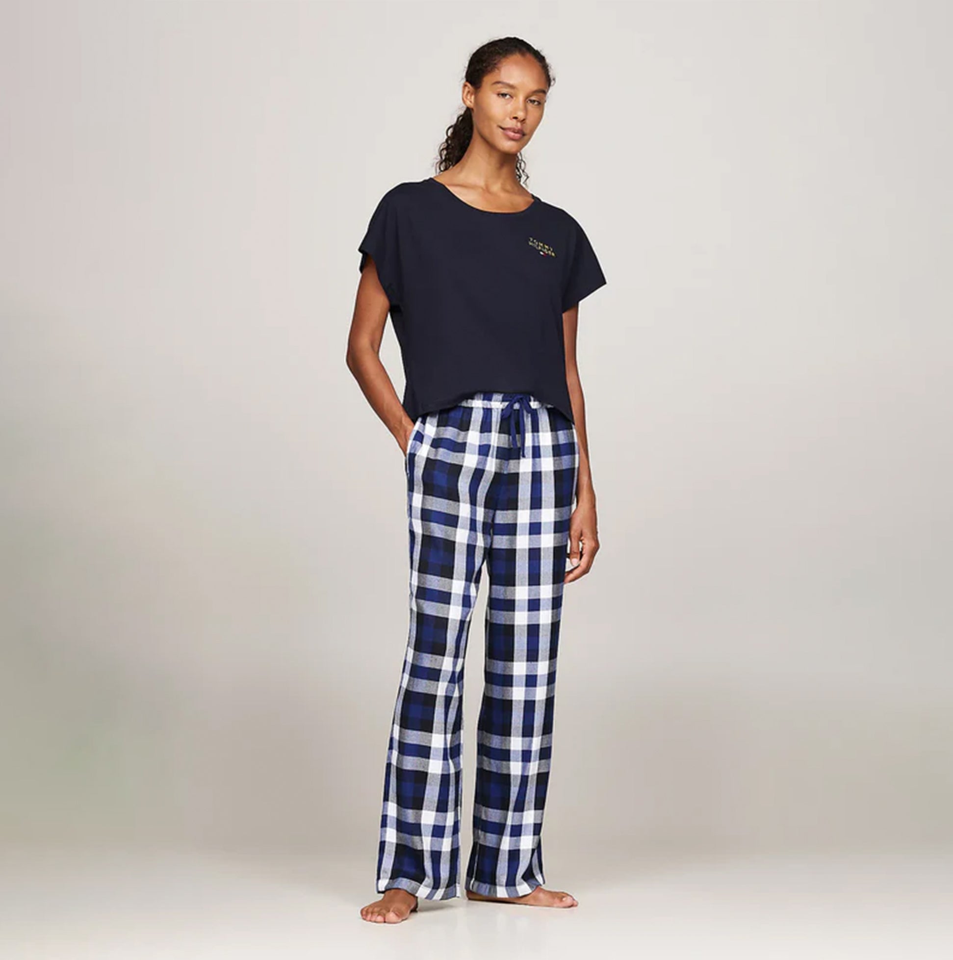 Tommy Hilfiger ORIGINAL Womens Flannel Pants Heritage Check Midi Blue Ink front view with matching top and checkered pattern.