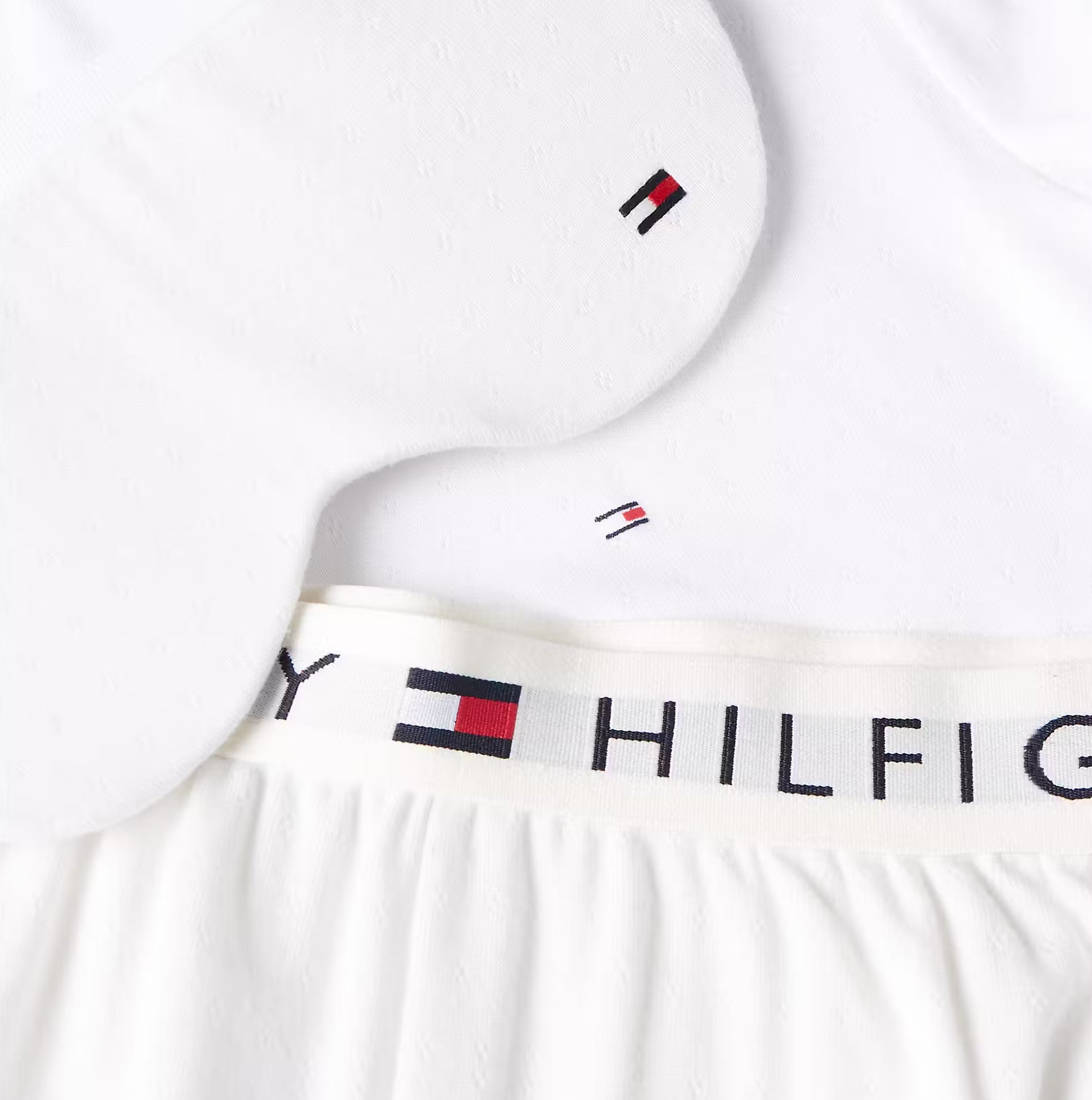 Tommy Hilfiger GIFT LS TEE PANTS SE Womens Pyjama Set Ecru detail view of waistband and eye mask