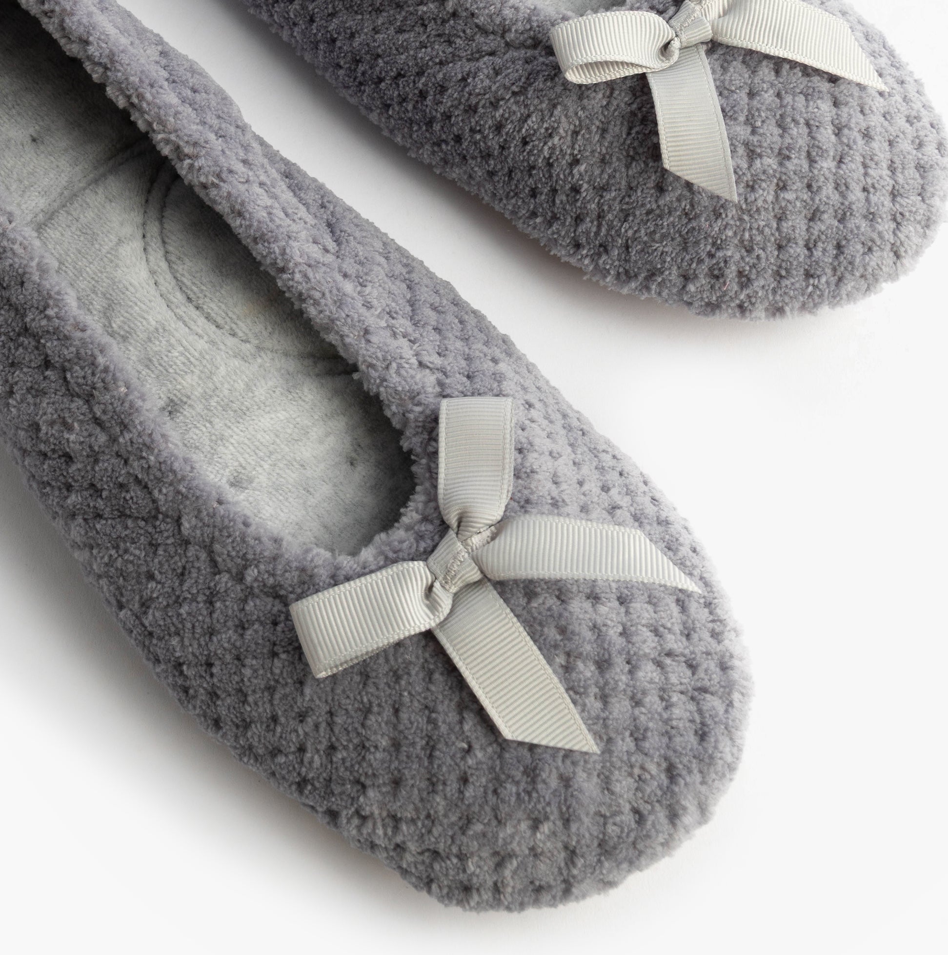Totes Isotoner POPCORN BALLET Womens Ballerina Slippers Pale Grey