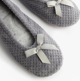 Totes Isotoner POPCORN BALLET Womens Ballerina Slippers Pale Grey