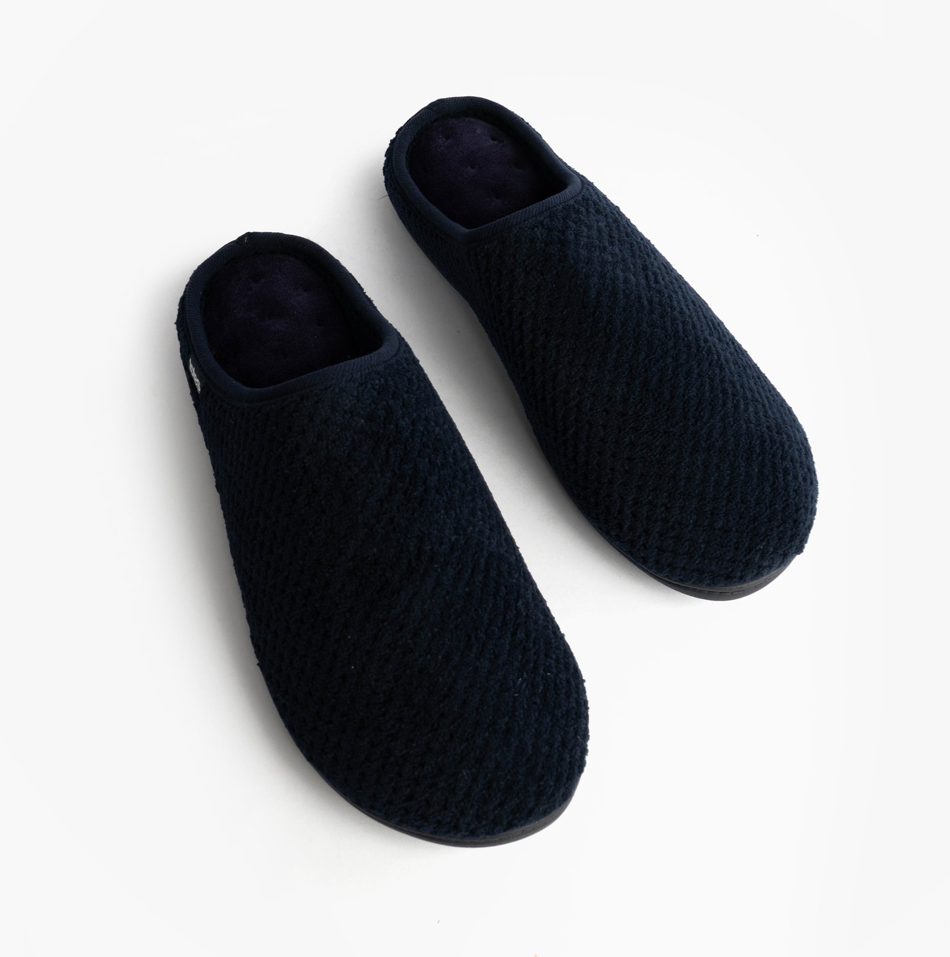 Totes Isotoner SWEPT BACK POPCORN MULE Mens Mule Slippers Navy