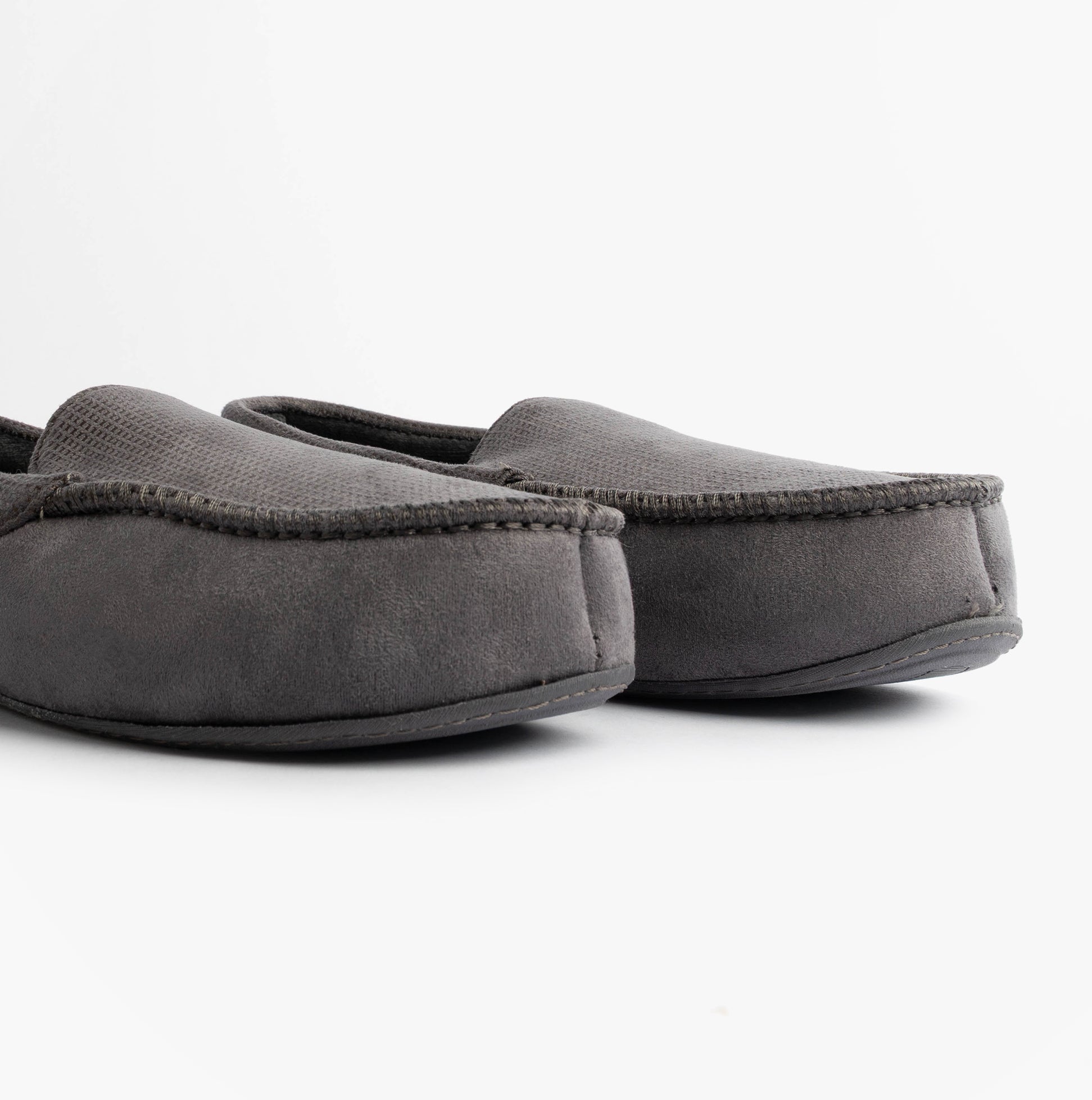 Totes Isotoner SQUARE PATTERNED SMART MOCCASIN Mens Moccasin Slippers Grey