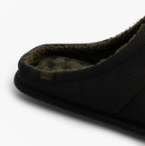 Totes Isotoner SPORT QUILTED MULE WITH COSY LINING Mens Mule Slippers Black close-up view of lining and upper