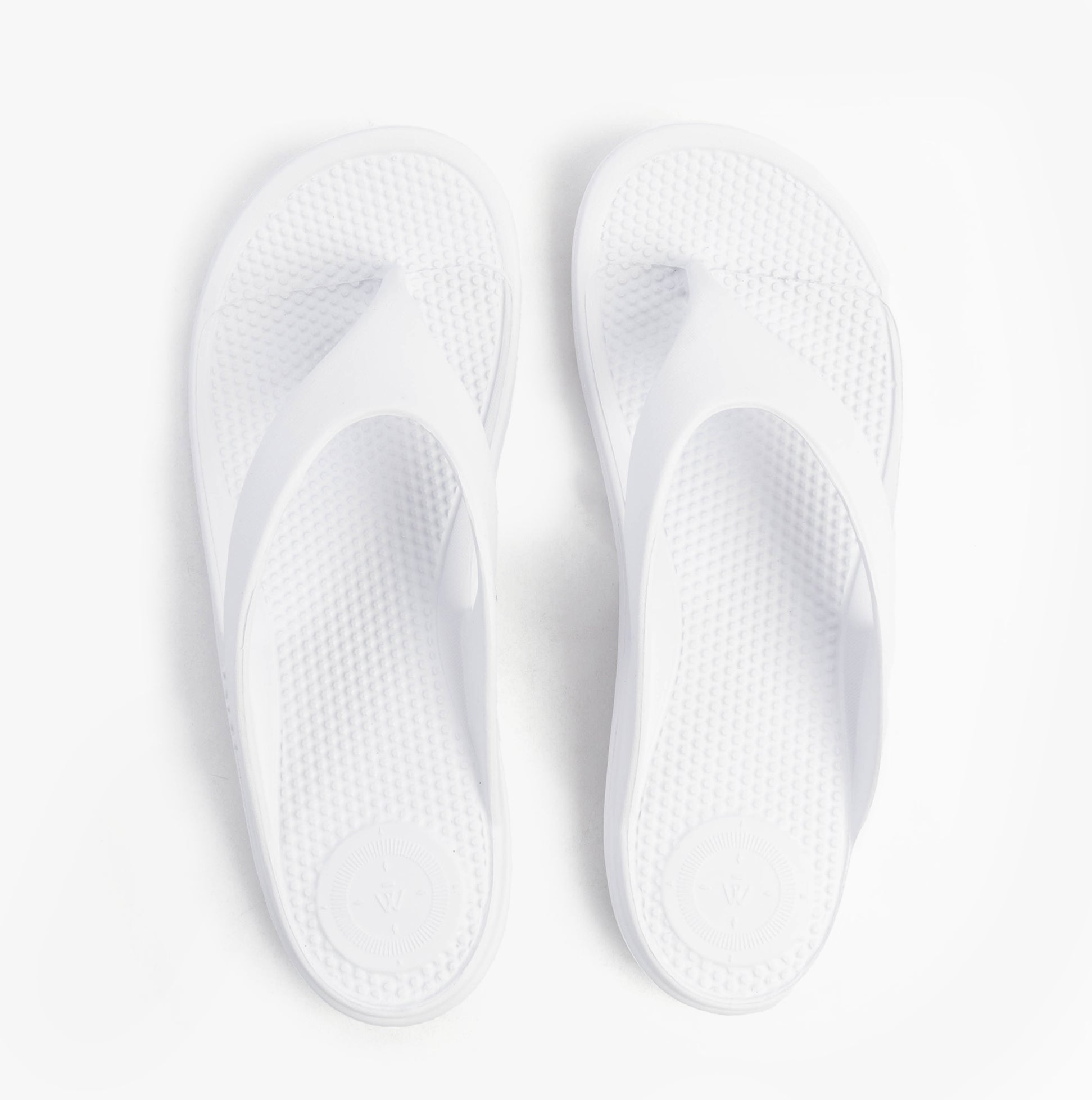Totes Sol Bounce 0350FWHI Womens Toe Post Sandals White top view showing the lightweight synthetic design and round toe shape.