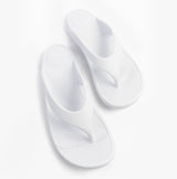 Totes Sol Bounce 0350FWHI Womens Toe Post Sandals White, top view showing lightweight synthetic material and slip-on design.