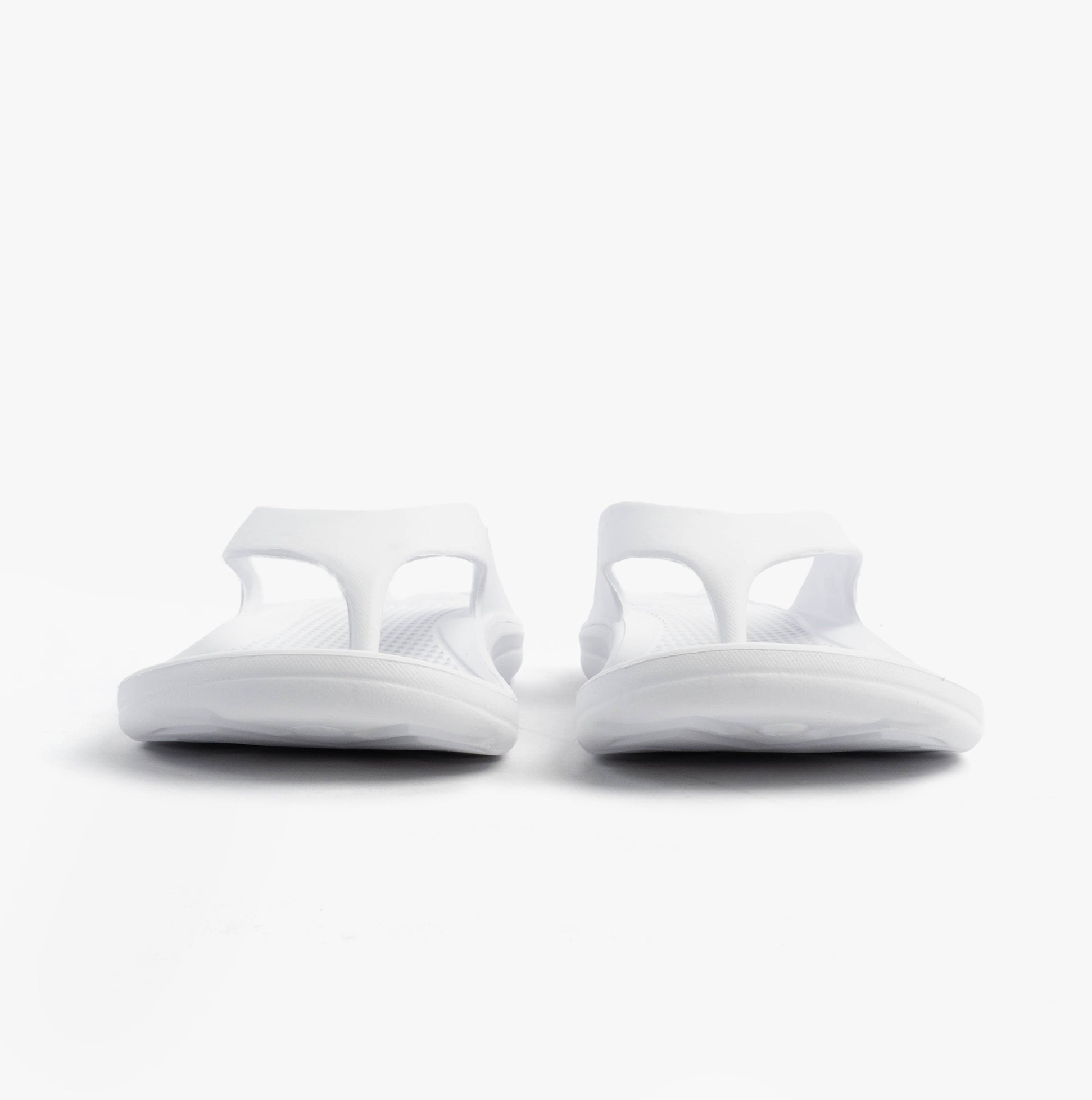 Totes Sol Bounce 0350FWHI Womens Toe Post Sandals White front view showcasing the lightweight synthetic upper.