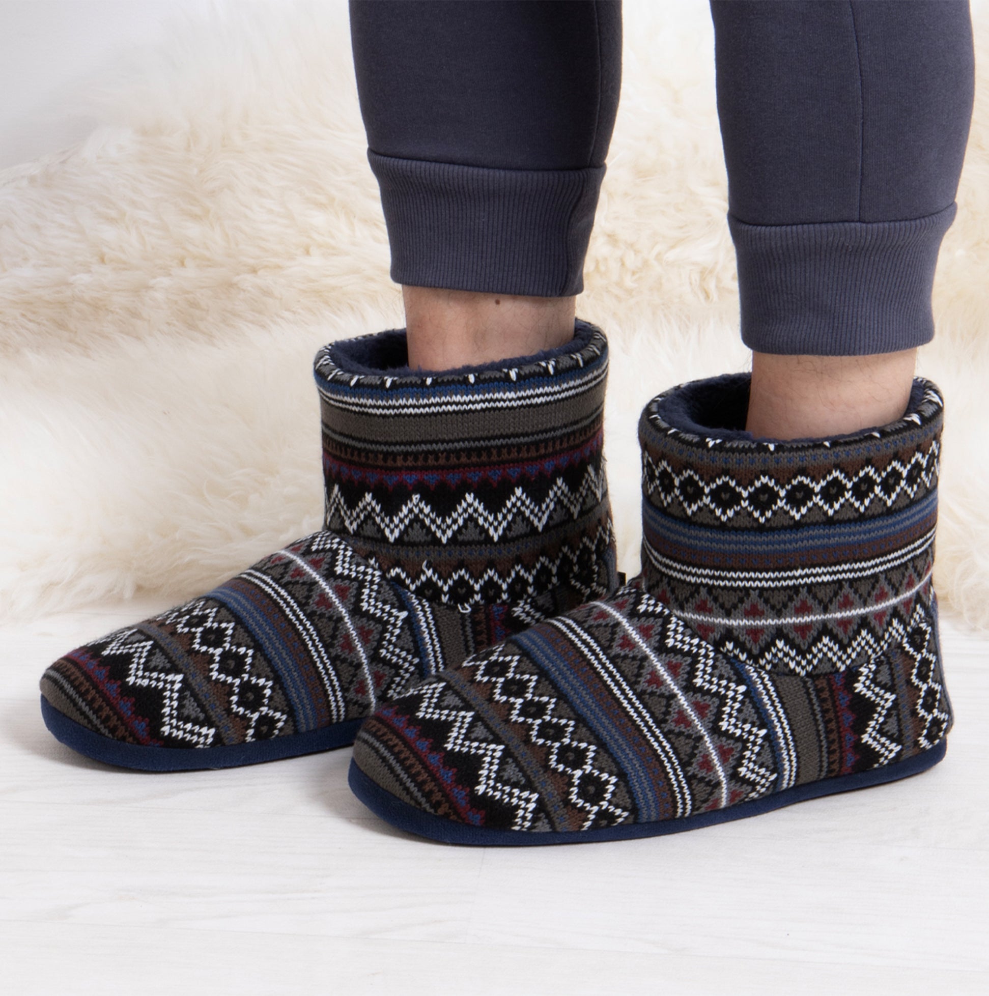 Totes Toasties FAIR ISLE BOOT Slippers Mens Multi side view showing colorful knit pattern and ankle height design.