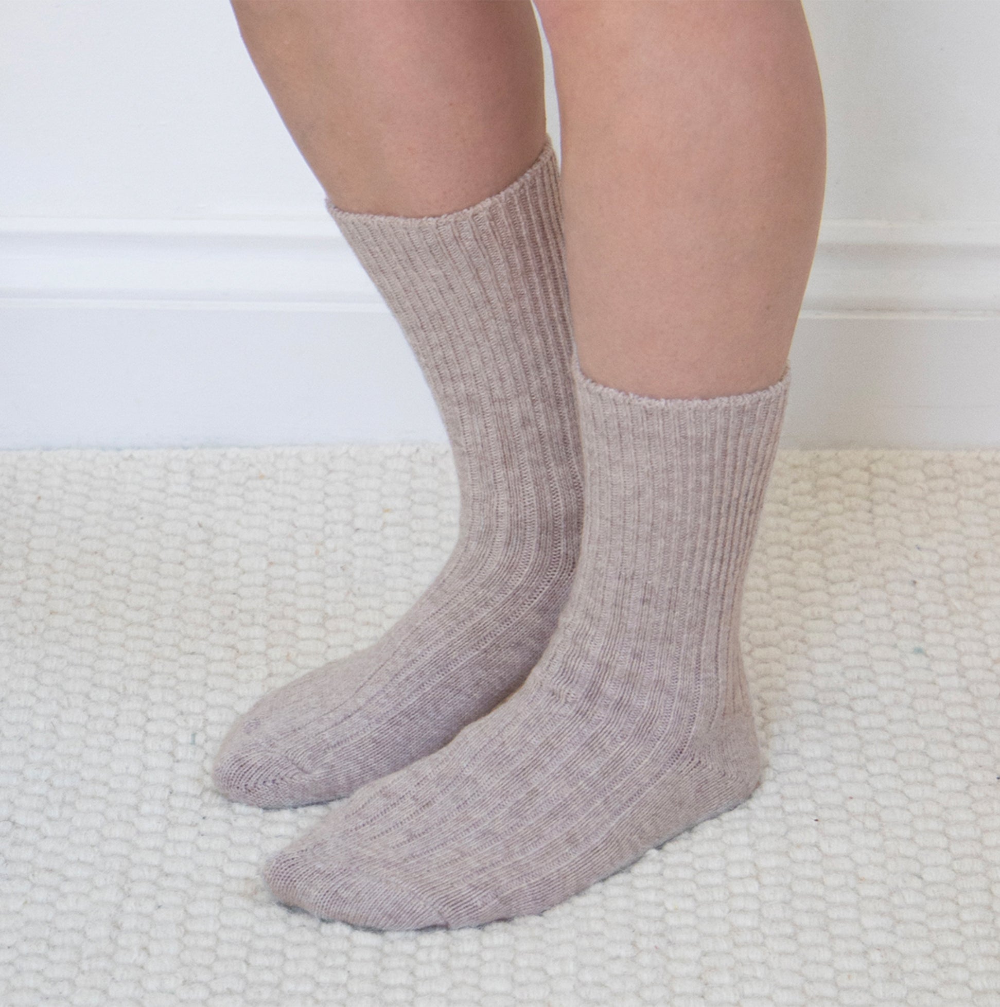 Totes Toasties CASHMERE BLEND Womens Socks Mink front view showcasing soft ribbed texture.
