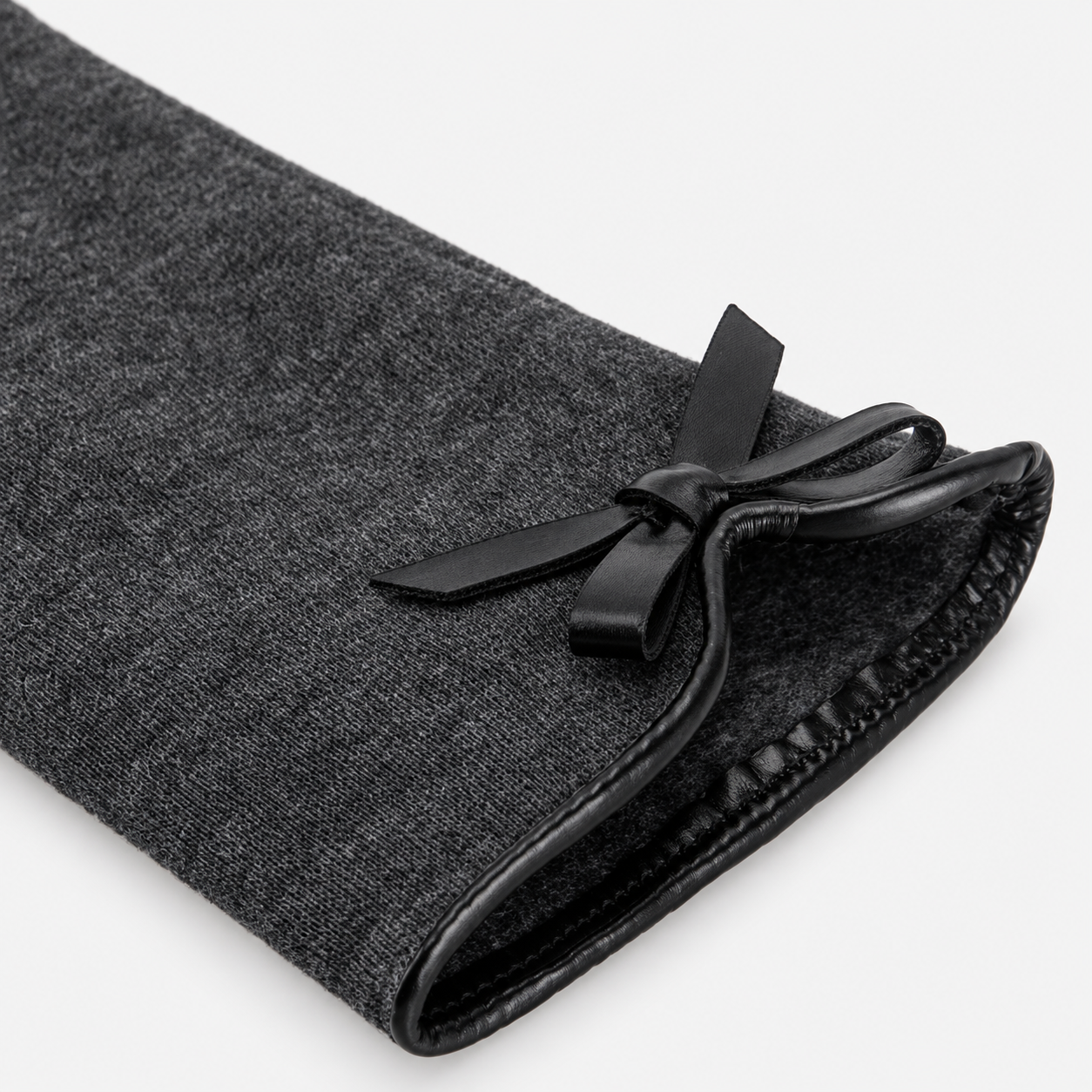Totes Isotoner THERMAL GLOVE WITH BOW DETAIL Womens Touchscreen Gloves Grey