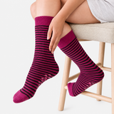 Totes Toasties THERMAL BRUSHED ORIGINAL SLIPPER SOCKS Womens Slipper Socks Berry Stripe